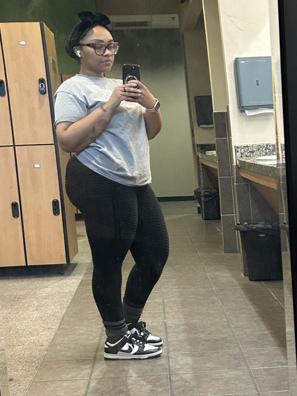 PeachesCuddles's picture 3 of 3