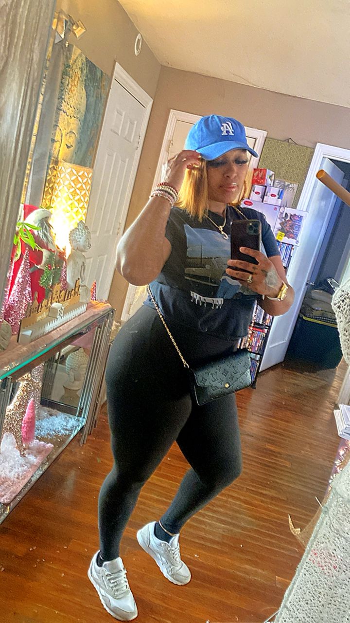 Ladyneww's picture 2 of 2