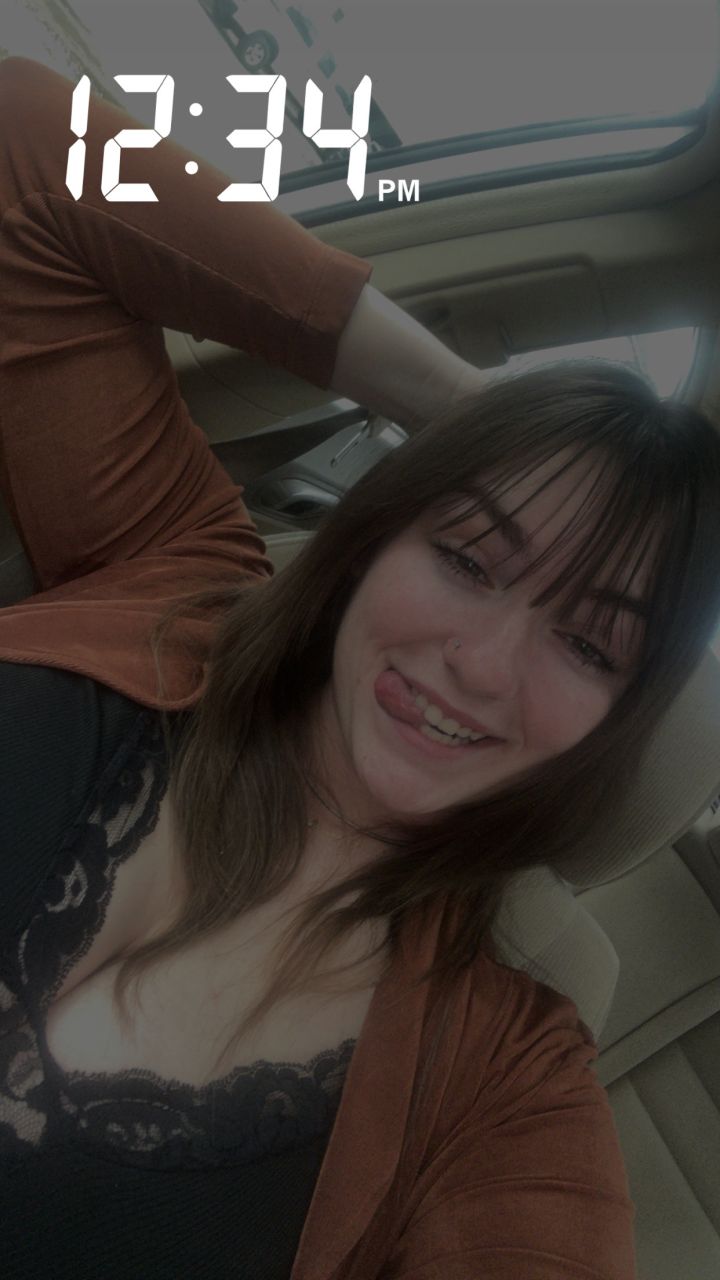 cuddleymack32's picture 2 of 2