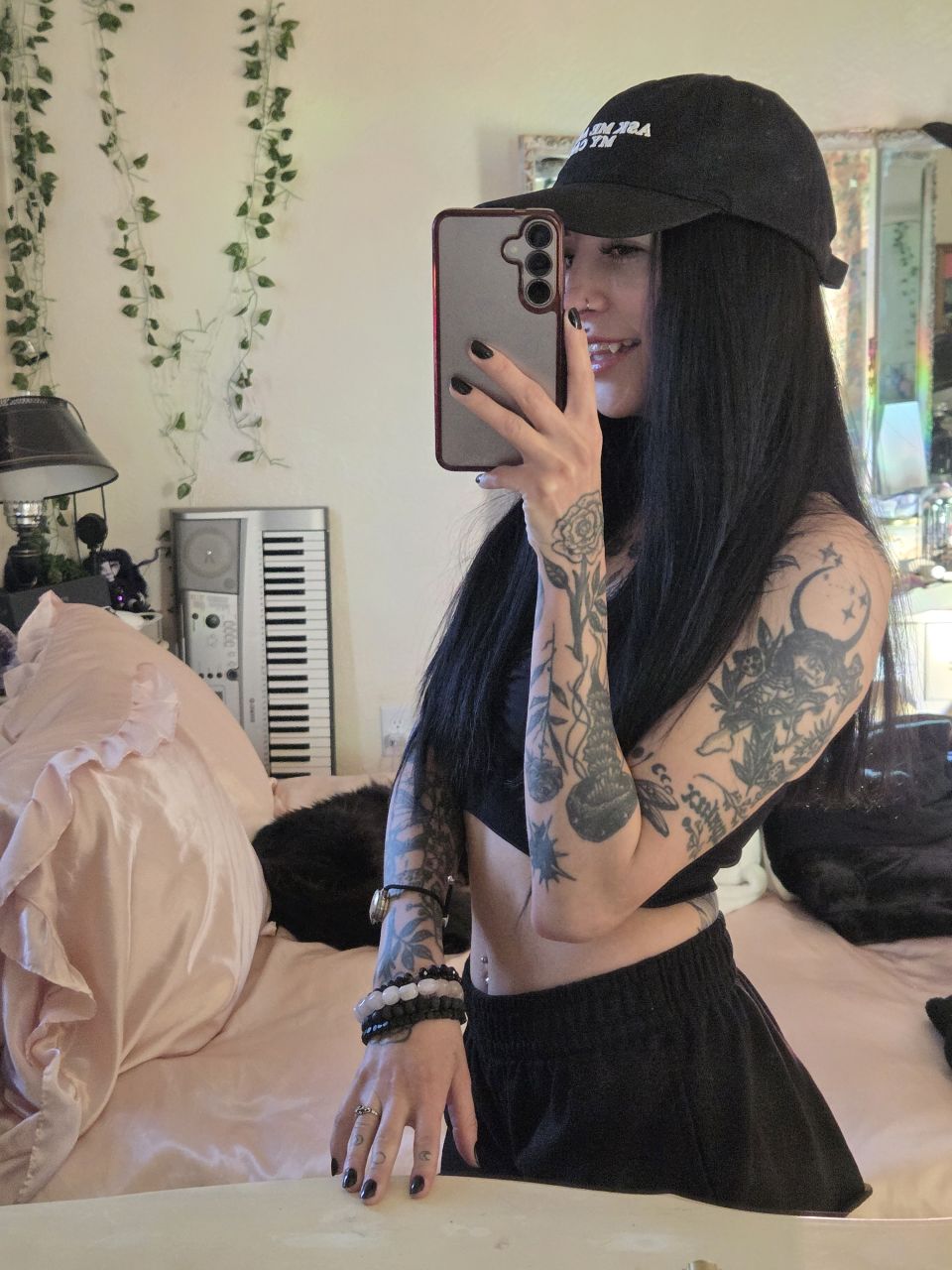 kitten_xoxo's picture 3 of 3