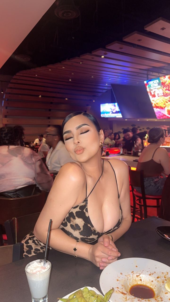 prettyyrose's picture 2 of 6