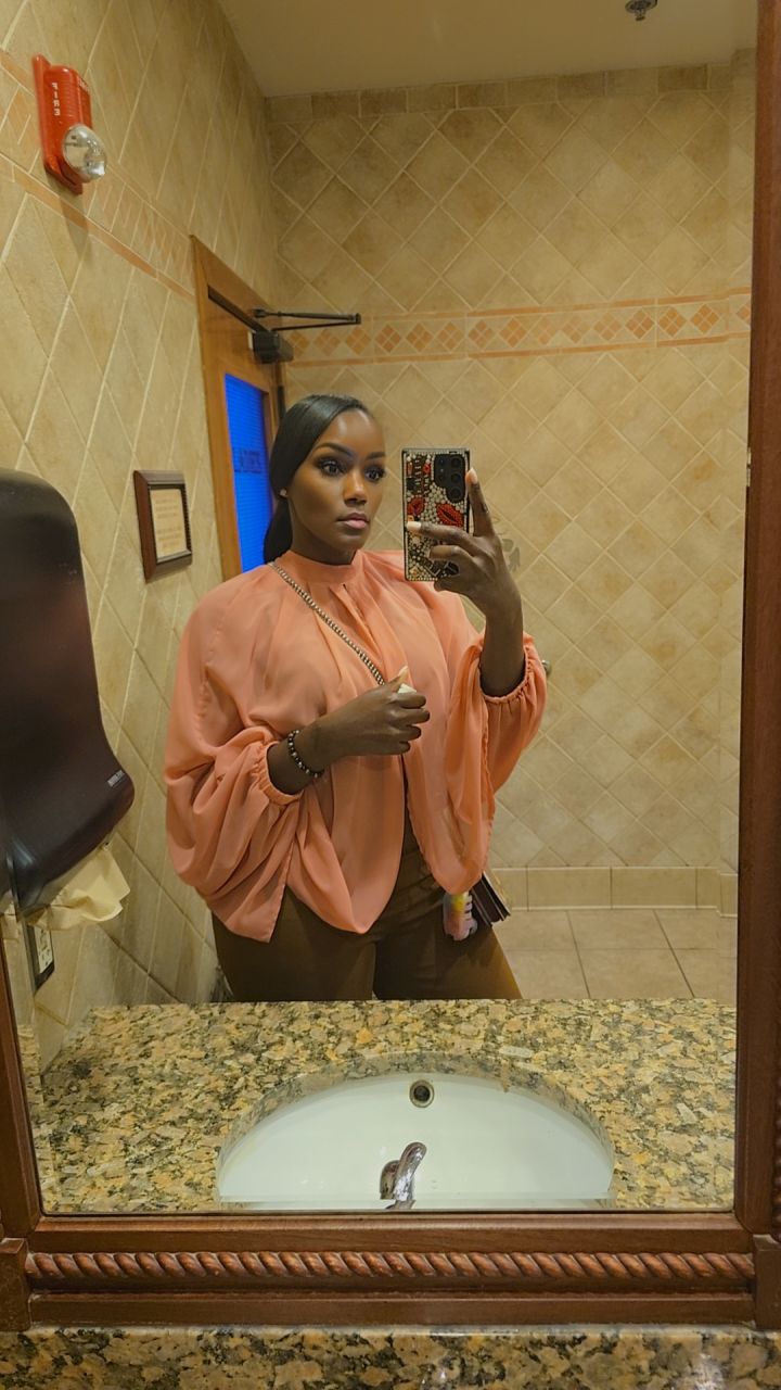 Keyah's picture 2 of 3