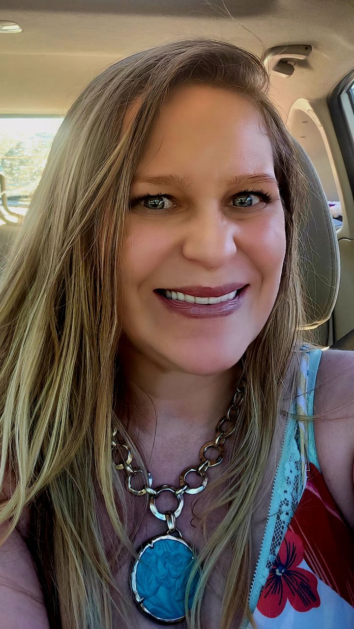 Professional Cuddler In Everett Washington Miss BattEE professional-cuddler-in-everett-washington-miss-battee