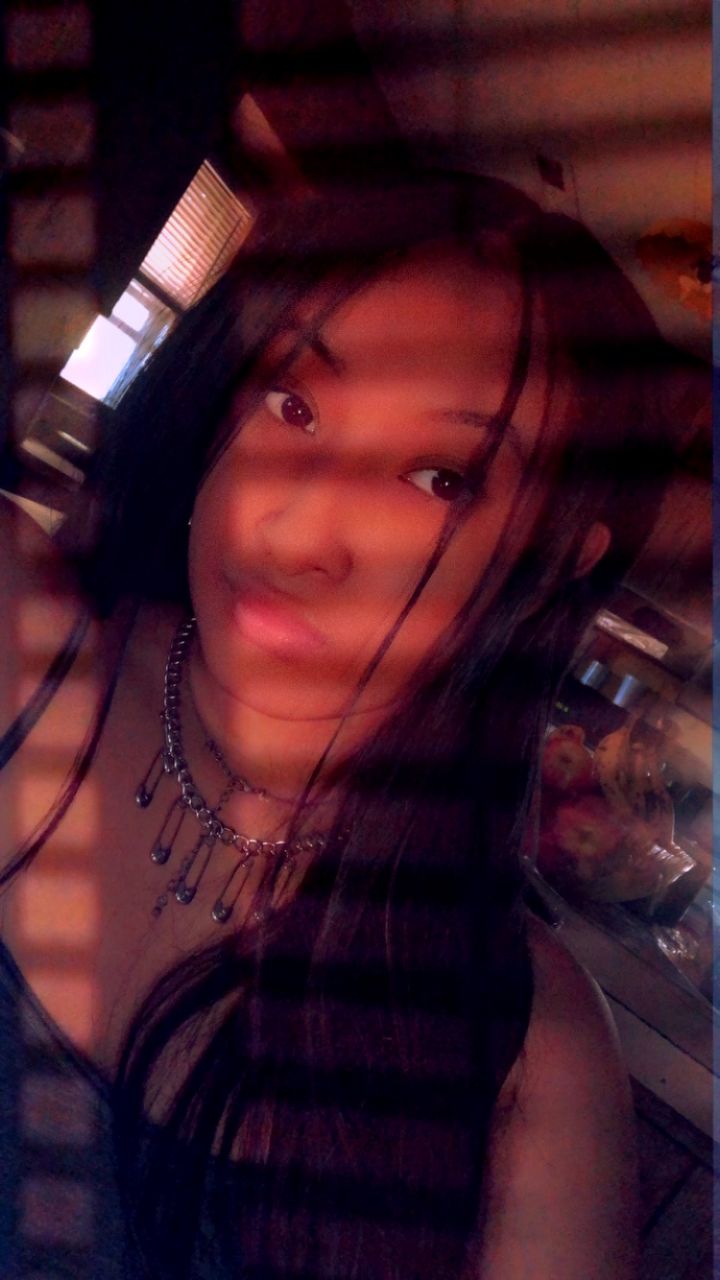 marieliana0's picture 4 of 6