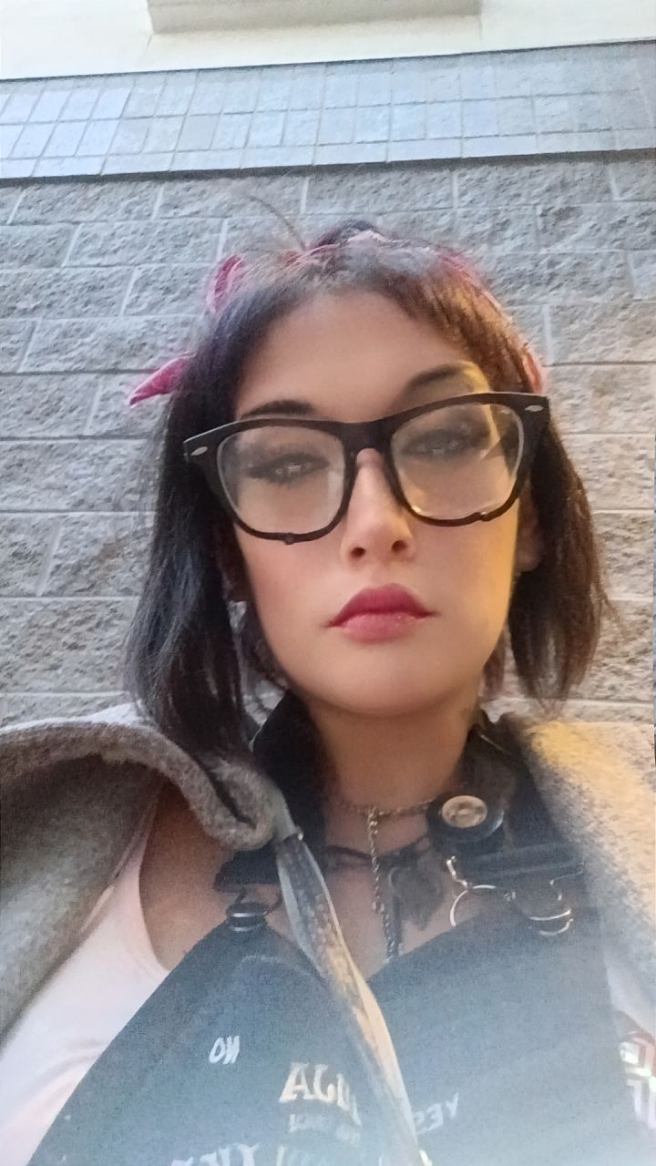 qveenwydo's picture 6 of 8