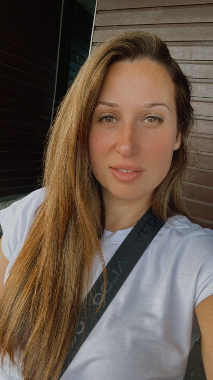 MsWorldwide's picture 4 of 4