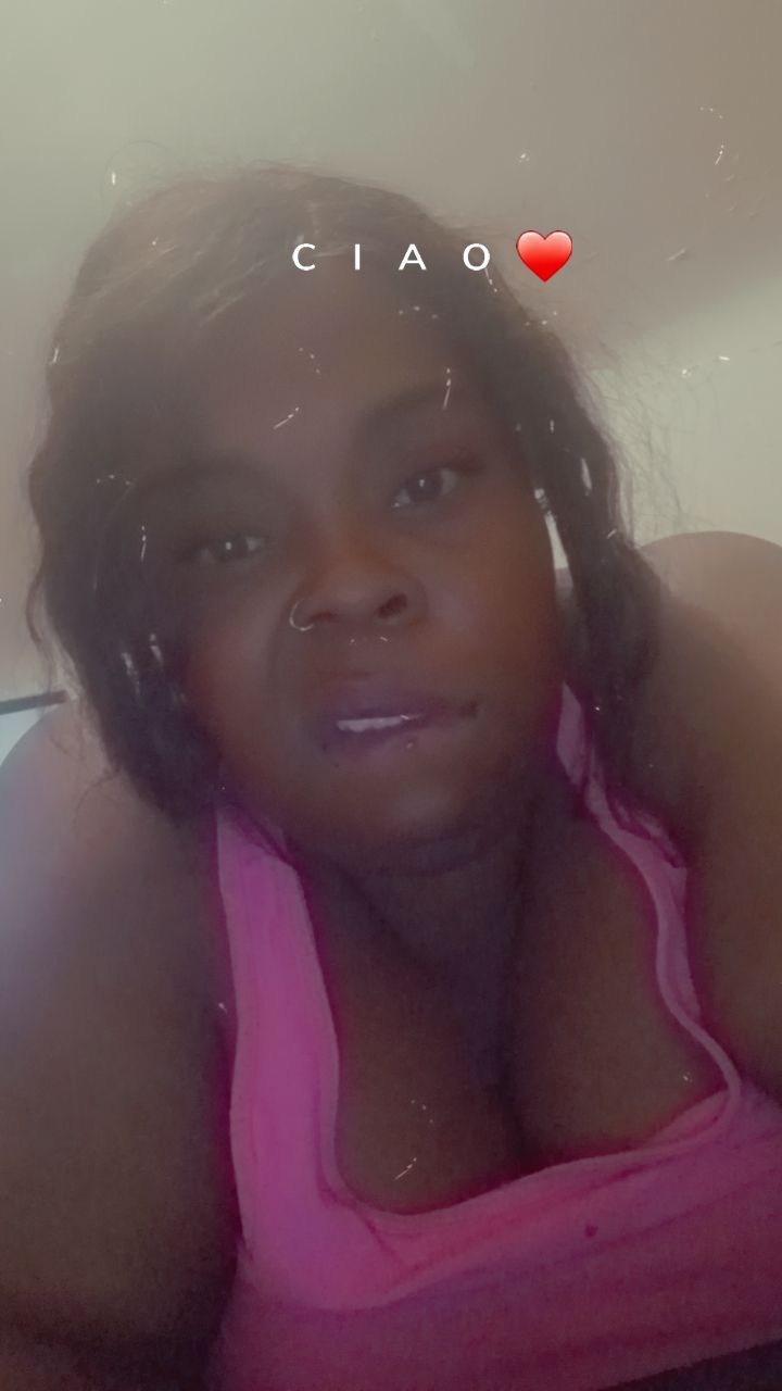 Ladyyrayyy11's picture 7 of 8