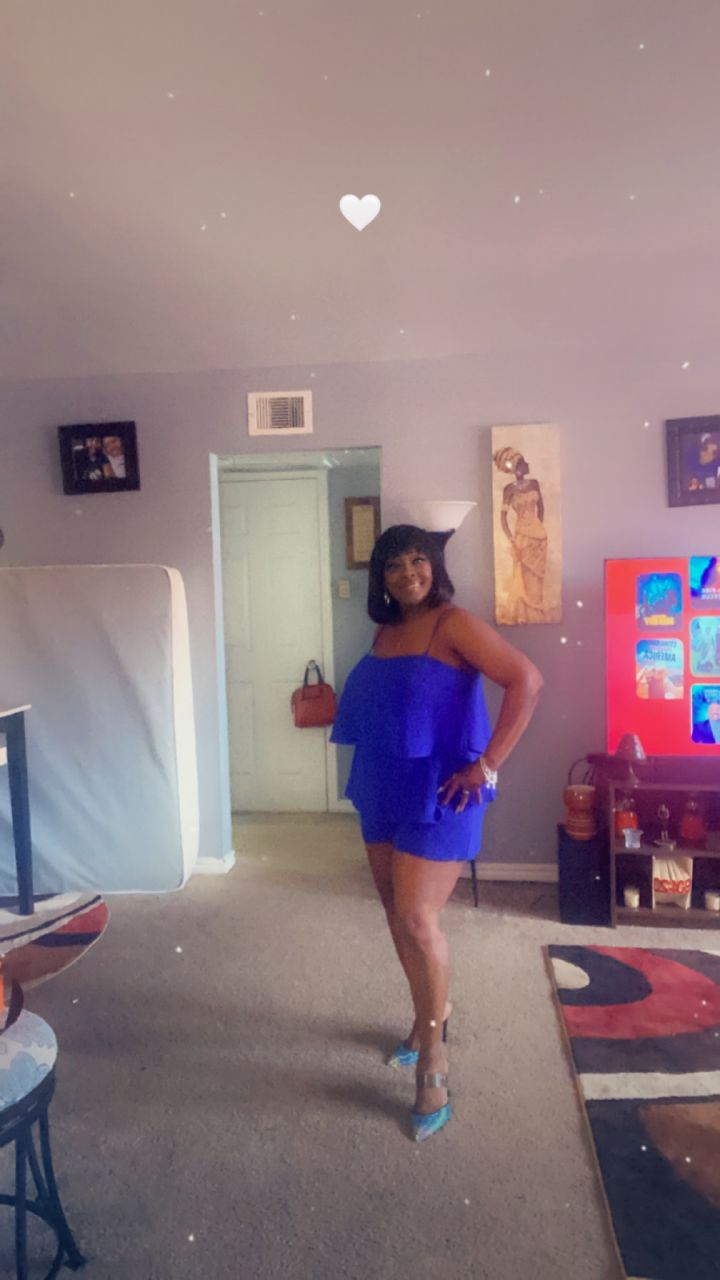 LoniEvette's picture 8 of 9