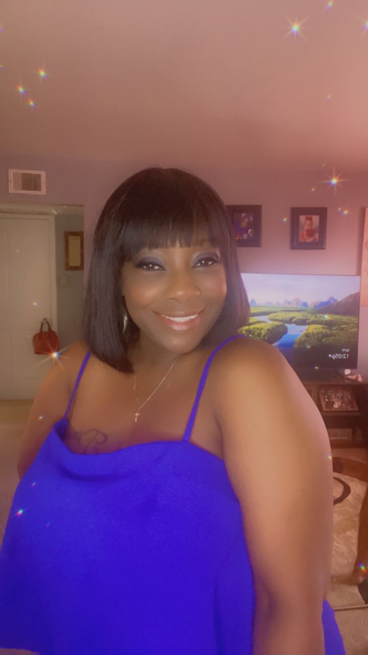 LoniEvette's picture 9 of 9