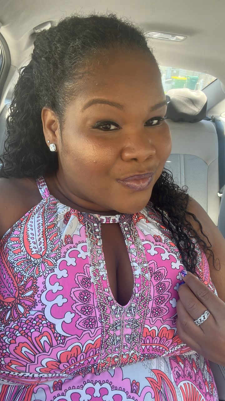 MsNesha's picture 3 of 6