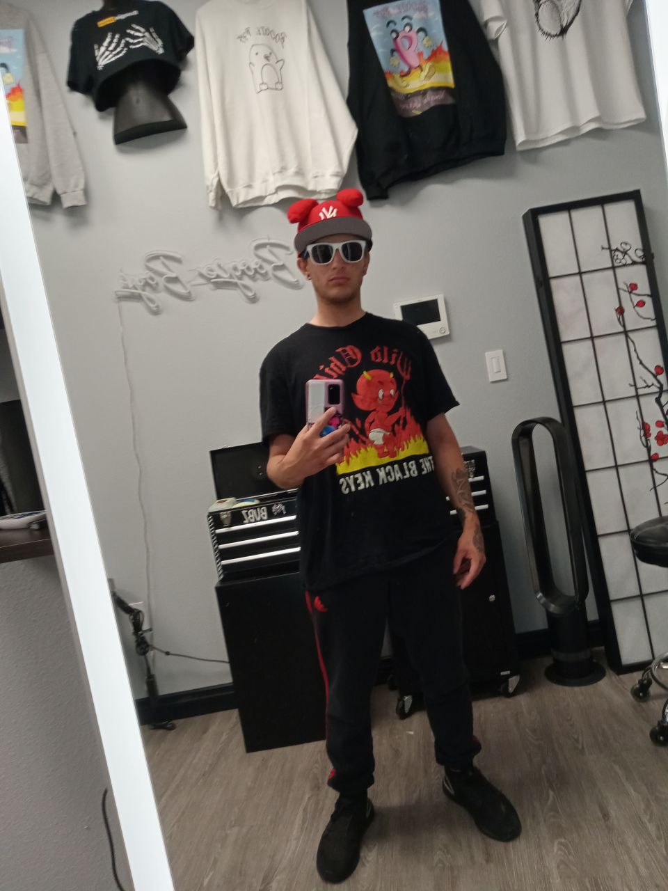 Mrlonelydahomie's picture 3 of 4