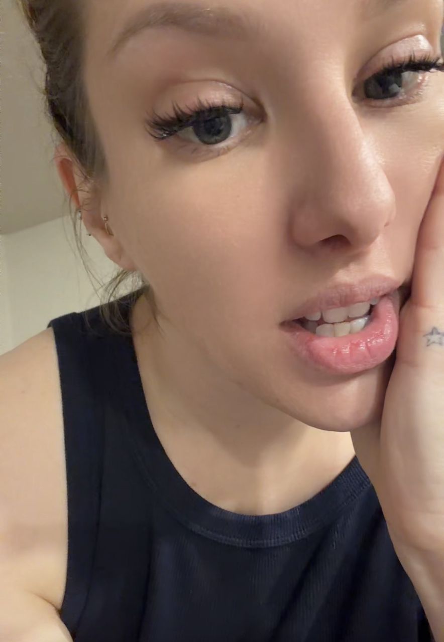 QueenRhiannonn's picture 2 of 2