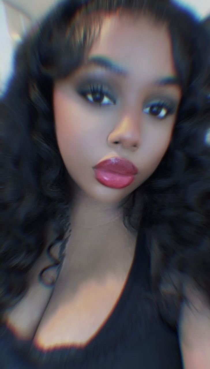Mellyxoxo's picture 4 of 5