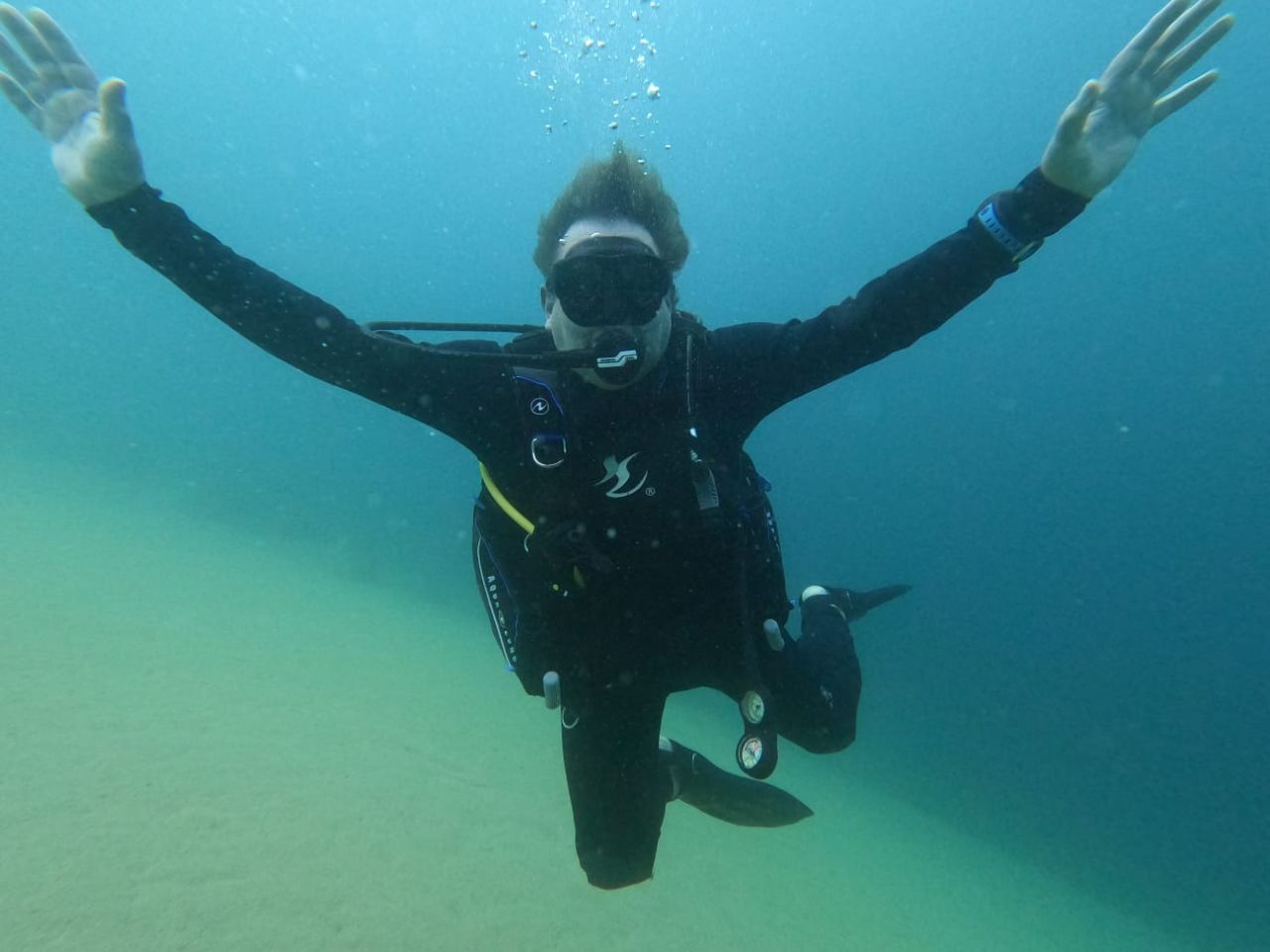 sharkravinmad's picture 4 of 5