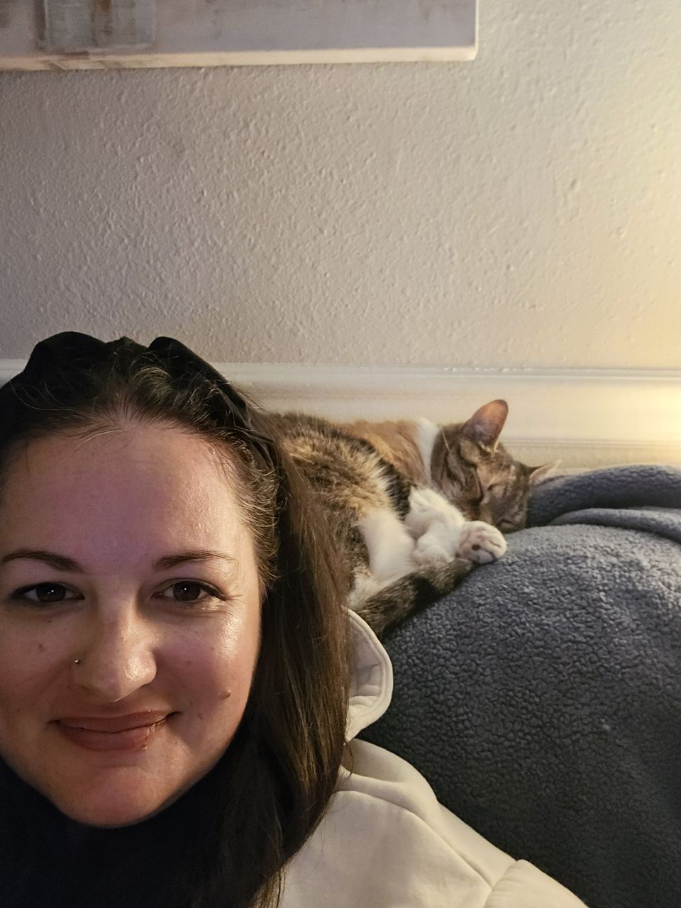 CuddleElizabeth's picture 3 of 4