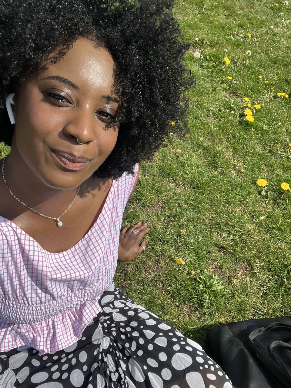 Professional Cuddler in Bristol, England | cuddlewithlo_