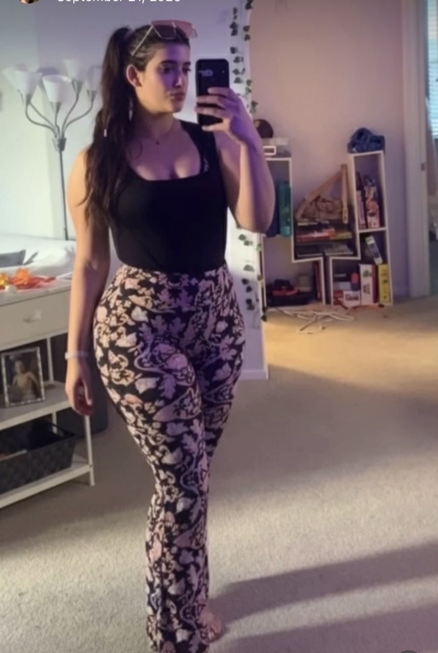 _selena_'s picture 4 of 14