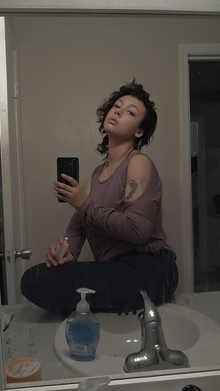 PrettyGremlin's picture 2 of 5