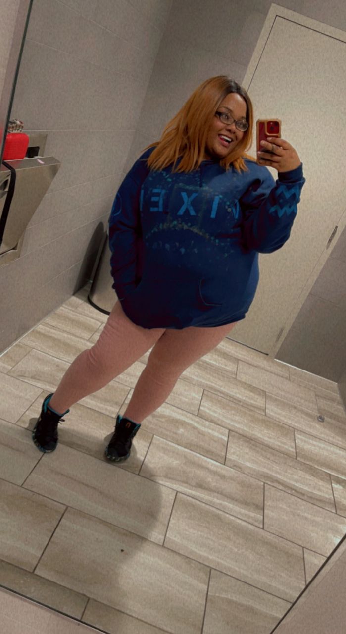 PrettyVixen17's picture 11 of 11