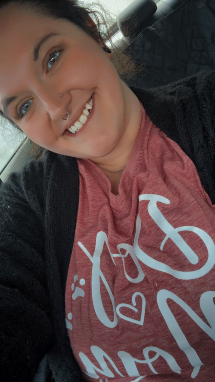 kkcuddles_xo's picture 3 of 12