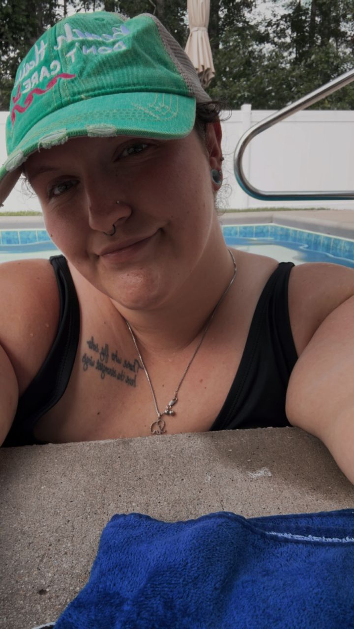 kkcuddles_xo's picture 9 of 12