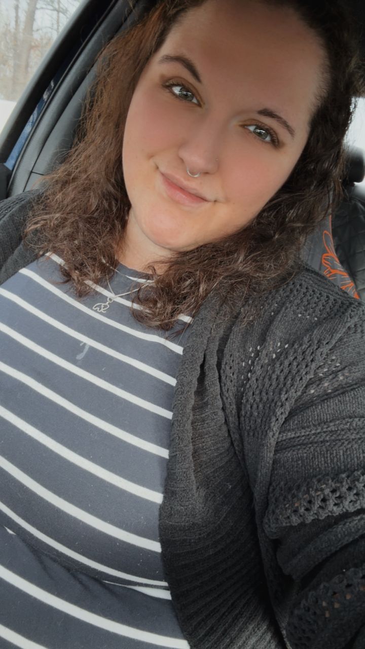 kkcuddles_xo's picture 2 of 12