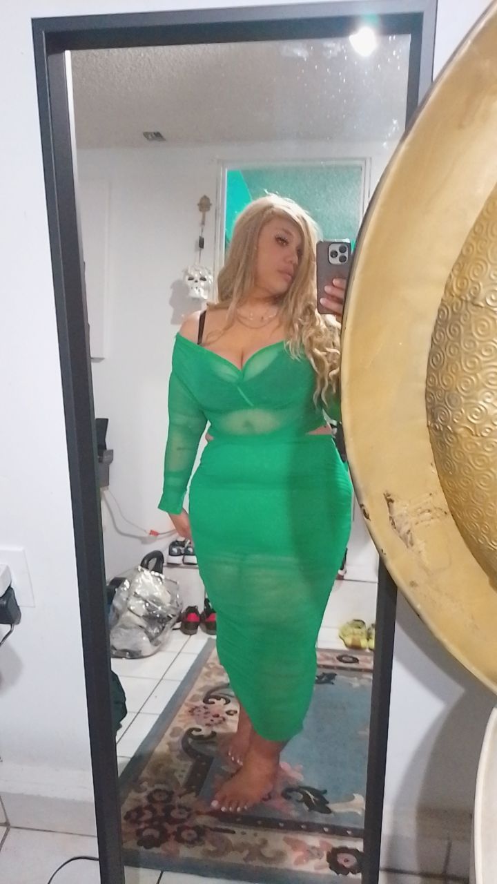 COCOCHANELGUCCI's picture 4 of 9