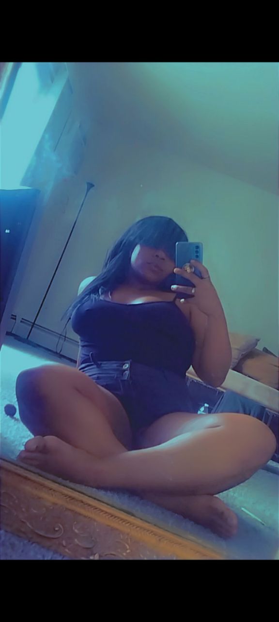 CocoaButter_'s picture 3 of 3