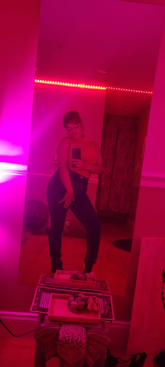 LatinaGoDDess07's picture 4 of 4