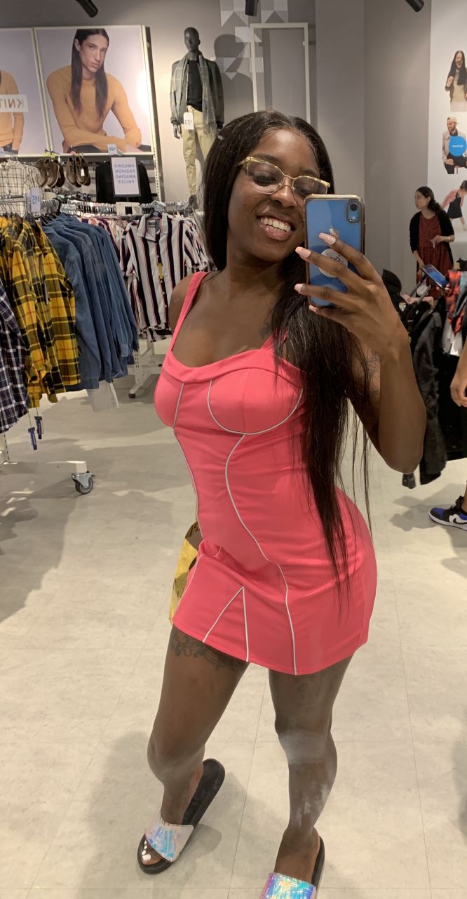 Professional Cuddler in New York, New York, US kimmysmilez