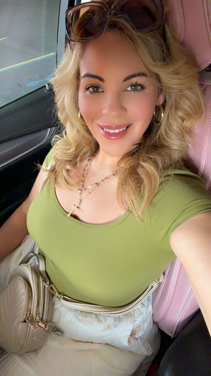 LatinaK's picture 4 of 5